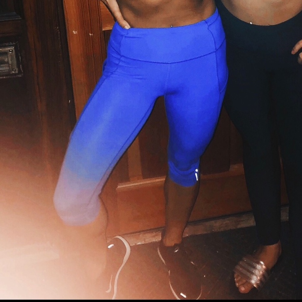 Blue/ purple lululemon leggings with pockets